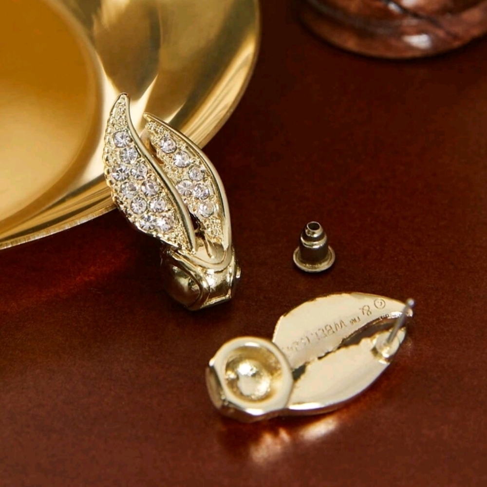HARRY POTTER Wing-shape Stud Earrings
